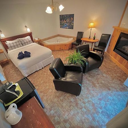 Auberge Spa & Beaux Reves Sainte-Adèle Екстериор снимка