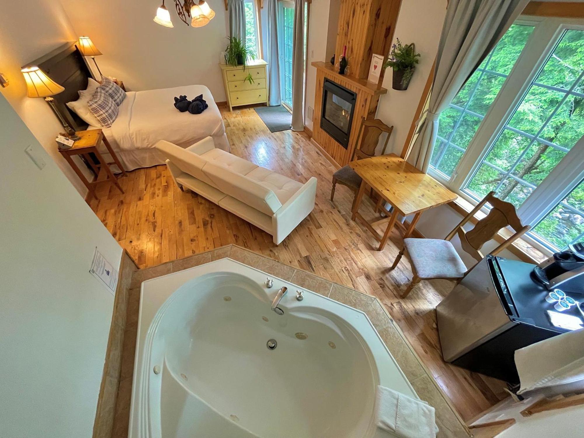 Auberge Spa & Beaux Reves Sainte-Adèle Екстериор снимка
