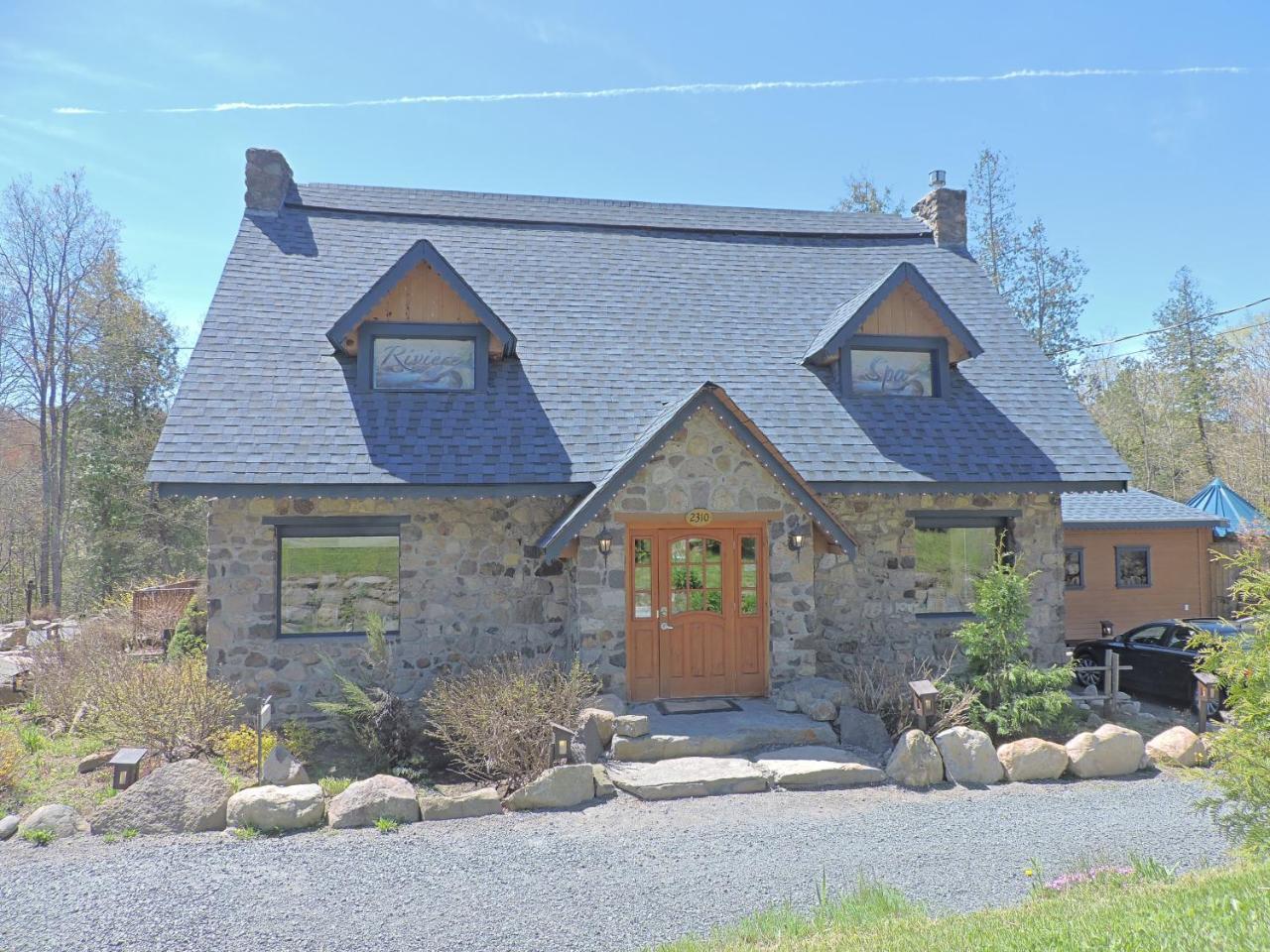 Auberge Spa & Beaux Reves Sainte-Adèle Екстериор снимка